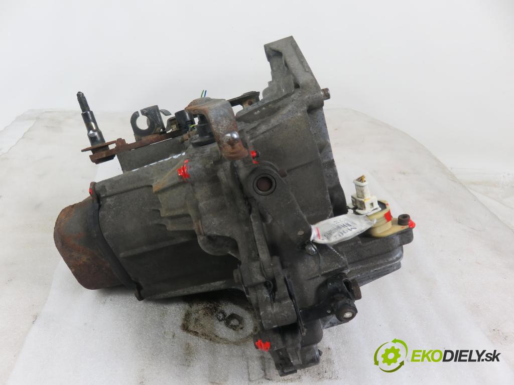 PEUGEOT 206 liftback (2A/C) HB 2003 1360,00 Kompletne skrzynie 1360,00 Prevodovka MANUALNA 20CP09