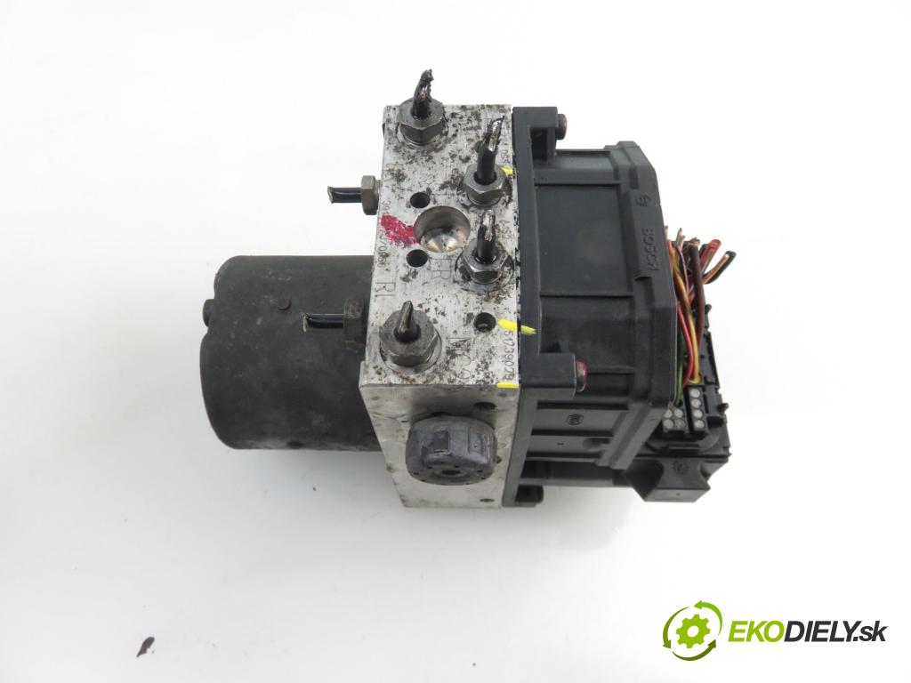 ALFA ROMEO 147 (937_) HB 2003 1910,00 Sterowniki ABS 1910,00 Pumpa ABS 0265224095; 51739029; 0265900050 (Pumpy ABS)