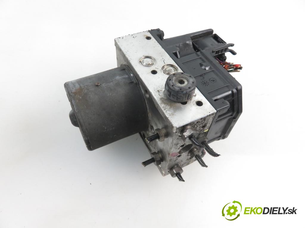 ALFA ROMEO 147 (937_) HB 2003 1910,00 Sterowniki ABS 1910,00 Pumpa ABS 0265224095; 51739029; 0265900050 (Pumpy ABS)