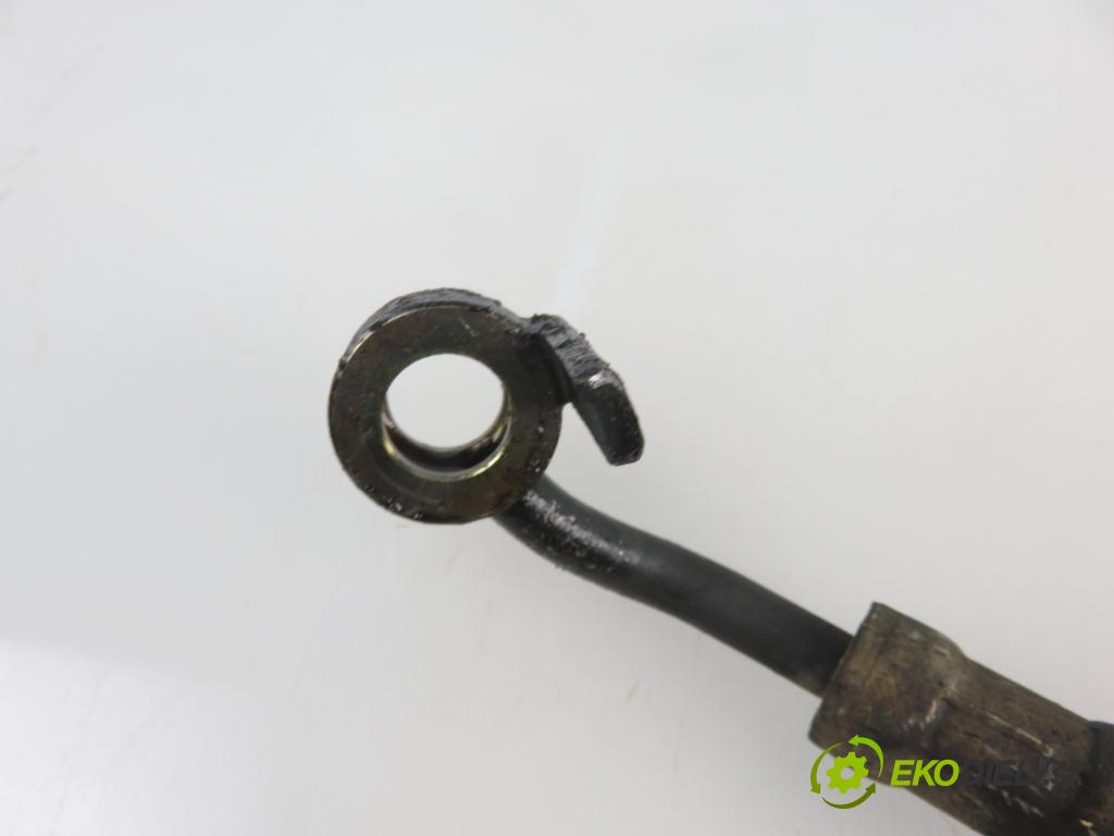 TOYOTA RAV 4 II (_A2_) SUV 2003 1998,00 Przewody układu wspomagania 1998,00 RIADOK: / Rúra servočerpadlo