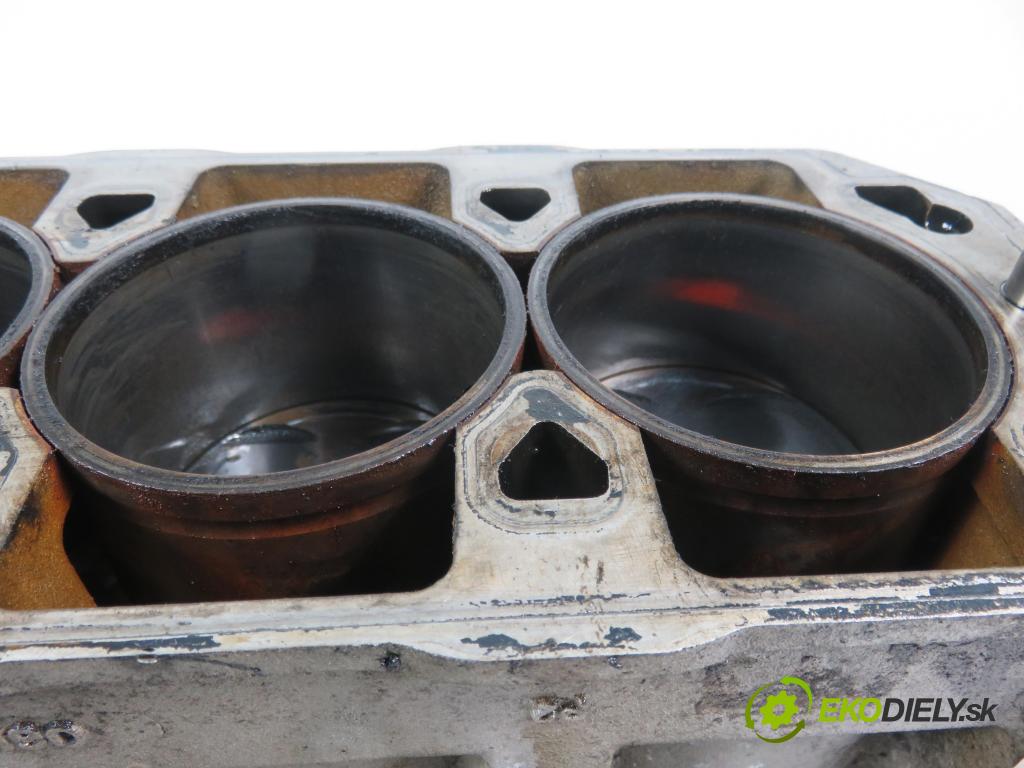 ROVER 75 Tourer (RJ) KOMBI 2002 1796,00 Bloki 1796,00 blok Motor 18K4F (Blok motora)