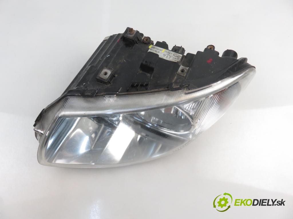 CHRYSLER VOYAGER IV (RG, RS) MINIVAN 2006 2776,00 Lampy przednie 2776,00 Svetlo LP 04857831AC