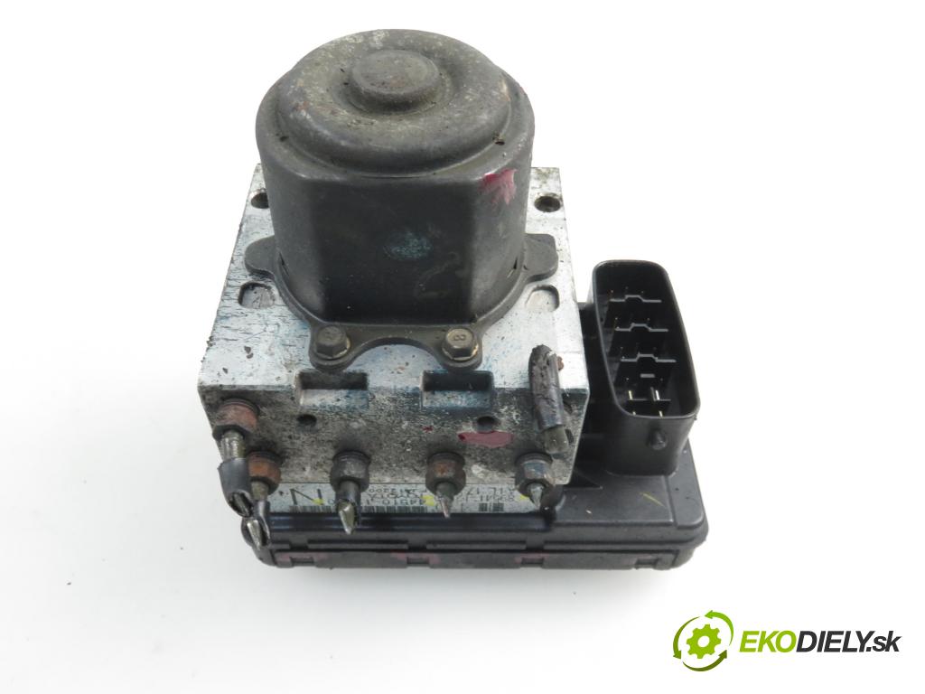 TOYOTA COROLLA (_E11_) HB 2001 1867,00 Sterowniki ABS 1867,00 Pumpa ABS 4451012310; 8954112120 (Pumpy ABS)