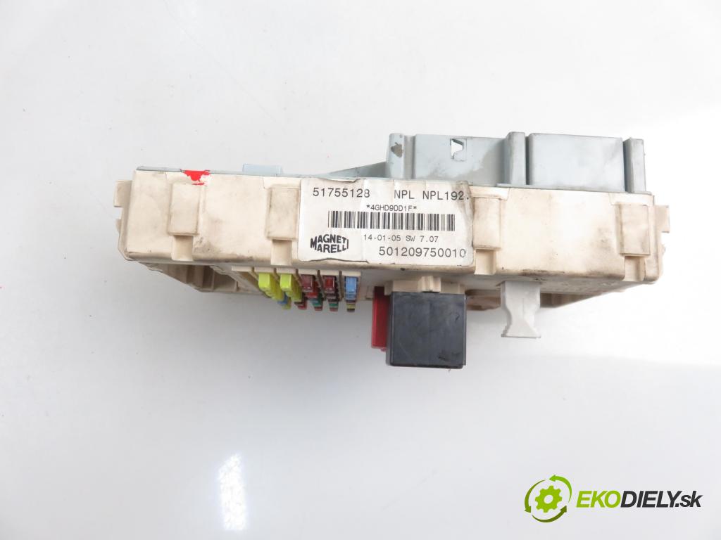 FIAT STILO Multi Wagon (192_) KOMBI 2005 1910,00 Skrzynki bezpieczników 1910,00 MODUL BSI 51759305