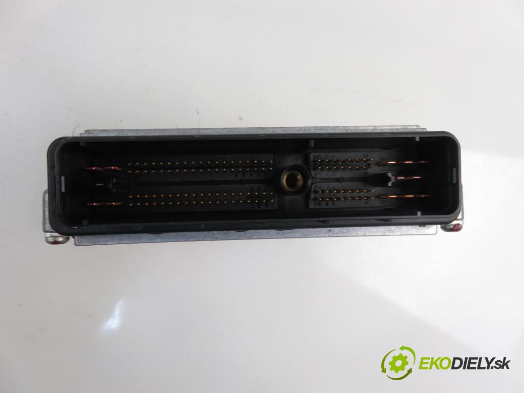 FORD TRANSIT CONNECT (P65_, P70_, P80_) FURGON 2003 1753,00 Sterowniki silnika 1753,00 Riadiaca jednotka Motor 2T1A12A650DE