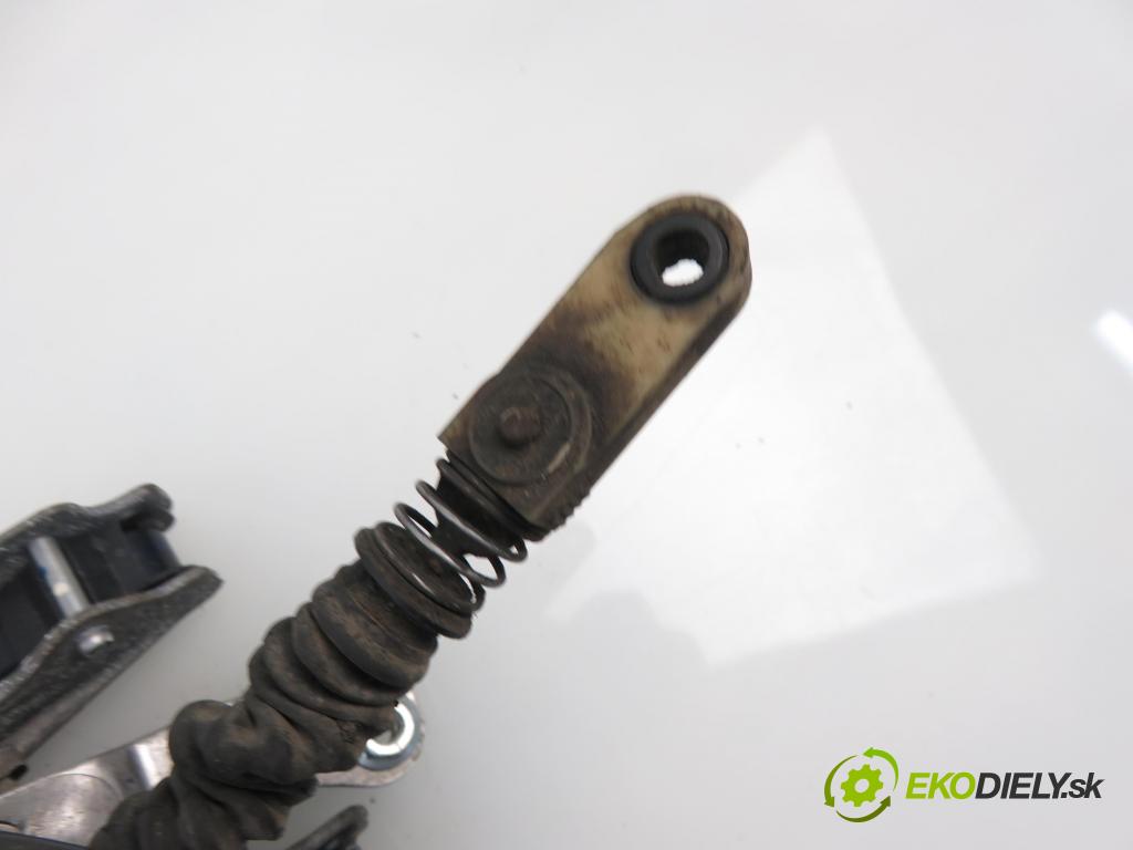 CHRYSLER VOYAGER IV (RG, RS) MINIVAN 2006 2776,00 Kolumny kierownicze 2776,00 Hriadeľ, tyč volantu 05057207AD (Tyče riadenia (volantu))