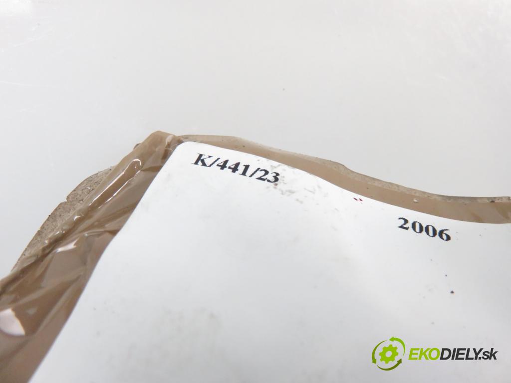 CHRYSLER VOYAGER IV (RG, RS) MINIVAN 2006 2776,00 Kolumny kierownicze 2776,00 Hriadeľ, tyč volantu 05057207AD (Tyče riadenia (volantu))