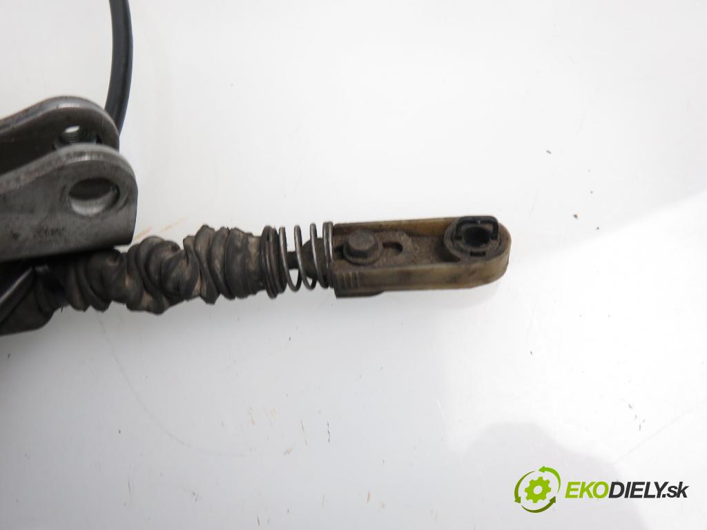 CHRYSLER VOYAGER IV (RG, RS) MINIVAN 2006 2776,00 Kolumny kierownicze 2776,00 Hriadeľ, tyč volantu 05057207AD (Tyče riadenia (volantu))