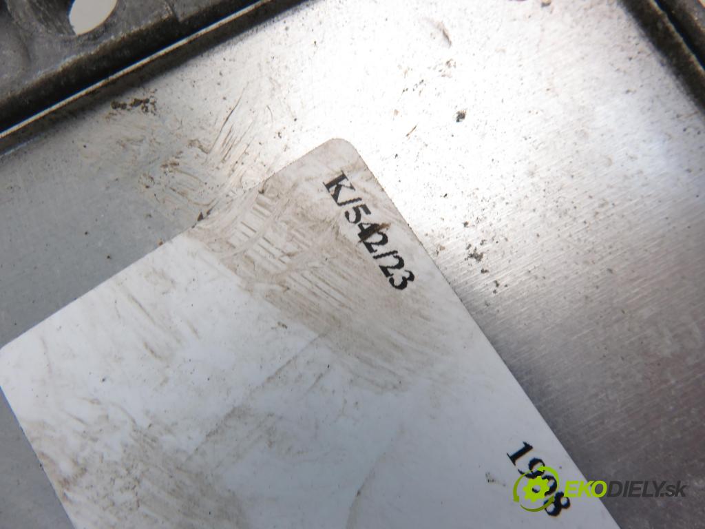 RENAULT CLIO II (BB_, CB_) HB 1998 1149,00 Sterowniki silnika 1149,00 Riadiaca jednotka Motor 7700112787; HOM7700868294; 7700112791