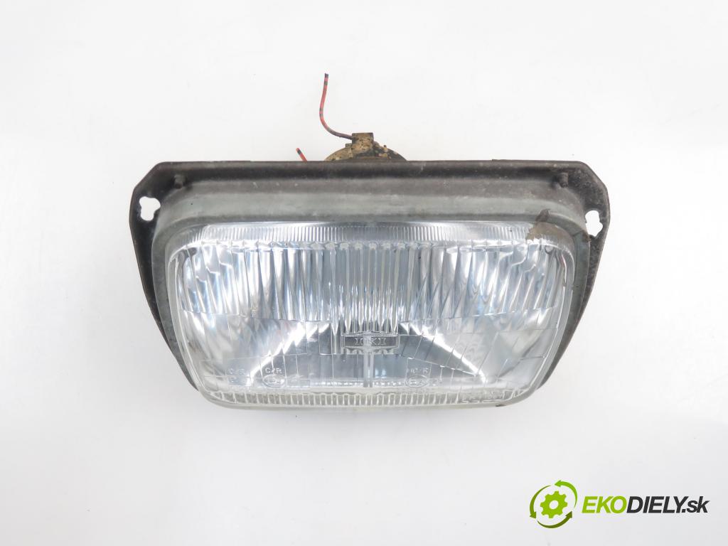 DAIHATSU FEROZA Hard Top (F300) TERENOWY 1991 1590,00 Lampy przednie 1590,00 Svetlo LP
