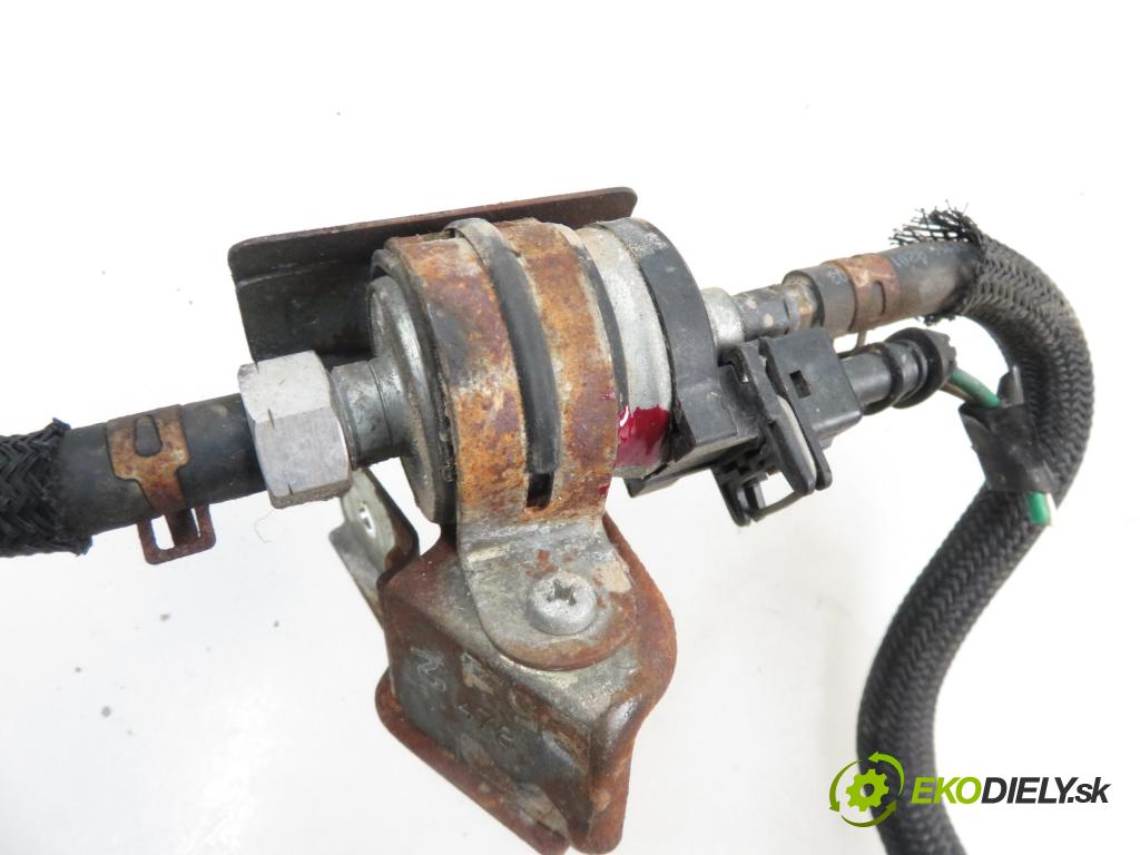 TOYOTA AURIS (_E15_) HB 2008 1364,00 Części 1364,00 Webasto 252421 (Webasto ohřívače)