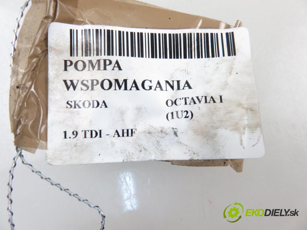 SKODA OCTAVIA I (1U2) LIFTBACK 1999 1896,00 Pompy wspomagania 1896,00 Pumpa servočerpadlo 1J0422154A (Servočerpadlá, pumpy riadenia)