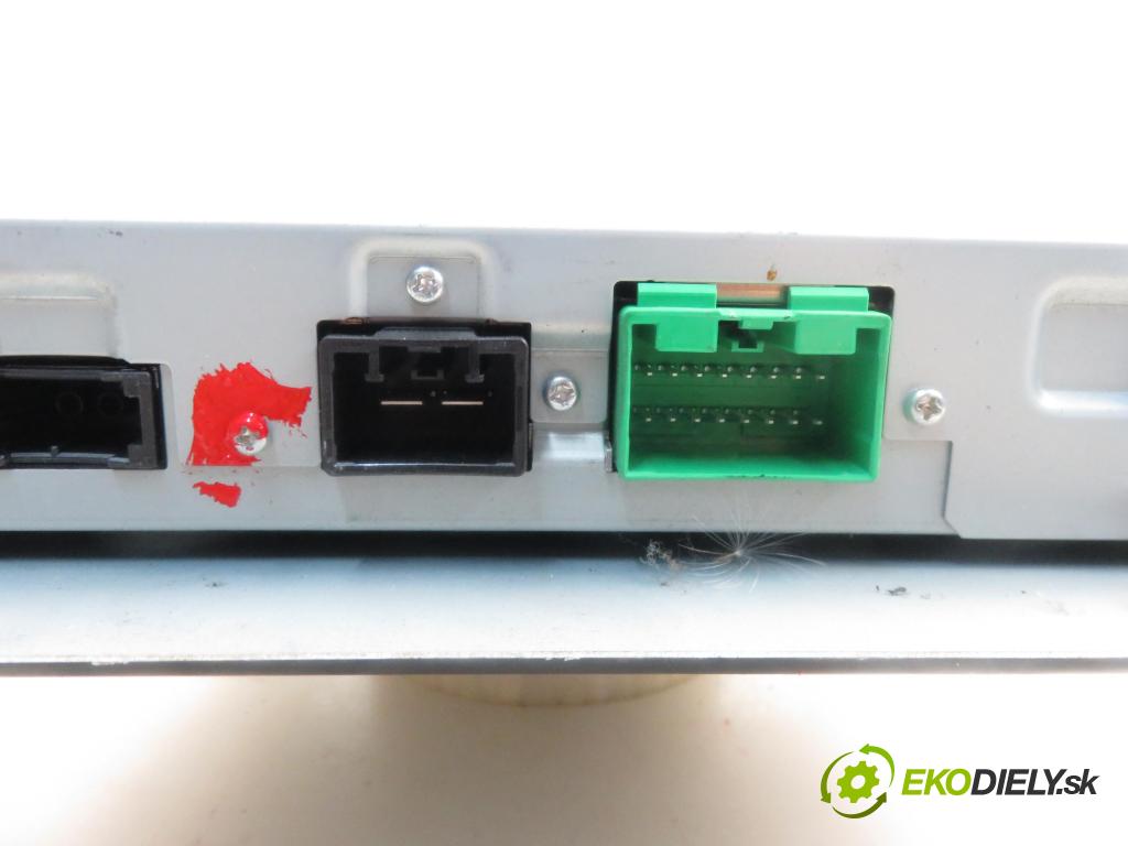 VOLVO V60 I (155) KOMBI 2012 1984,00 Wzmacniacze 1984,00 Zosilňovač 31384099 (Zosilňovače)