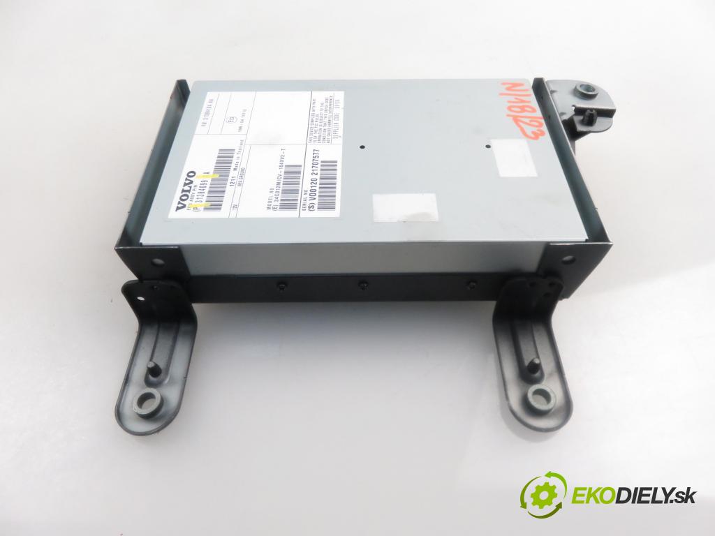 VOLVO V60 I (155) KOMBI 2012 1984,00 Wzmacniacze 1984,00 Zosilňovač 31384099 (Zosilňovače)