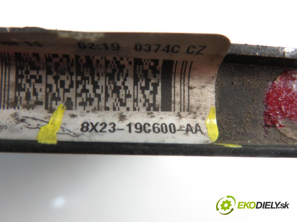 JAGUAR XF (X250) SEDAN 2011 2993,00 Chłodnice klimatyzacji (skraplacze) 2993,00 chladič klimatizácie 8X2319C600AA (Chladiče klimatizácie)