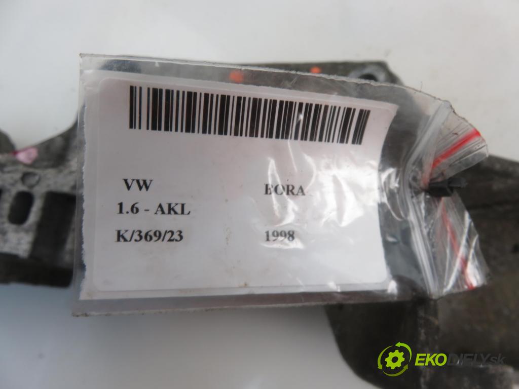 VW BORA (1J2) SEDAN 1998 1595,00 Wsporniki i łapy 1595,00 Uchytenie alternátora 06A903143H