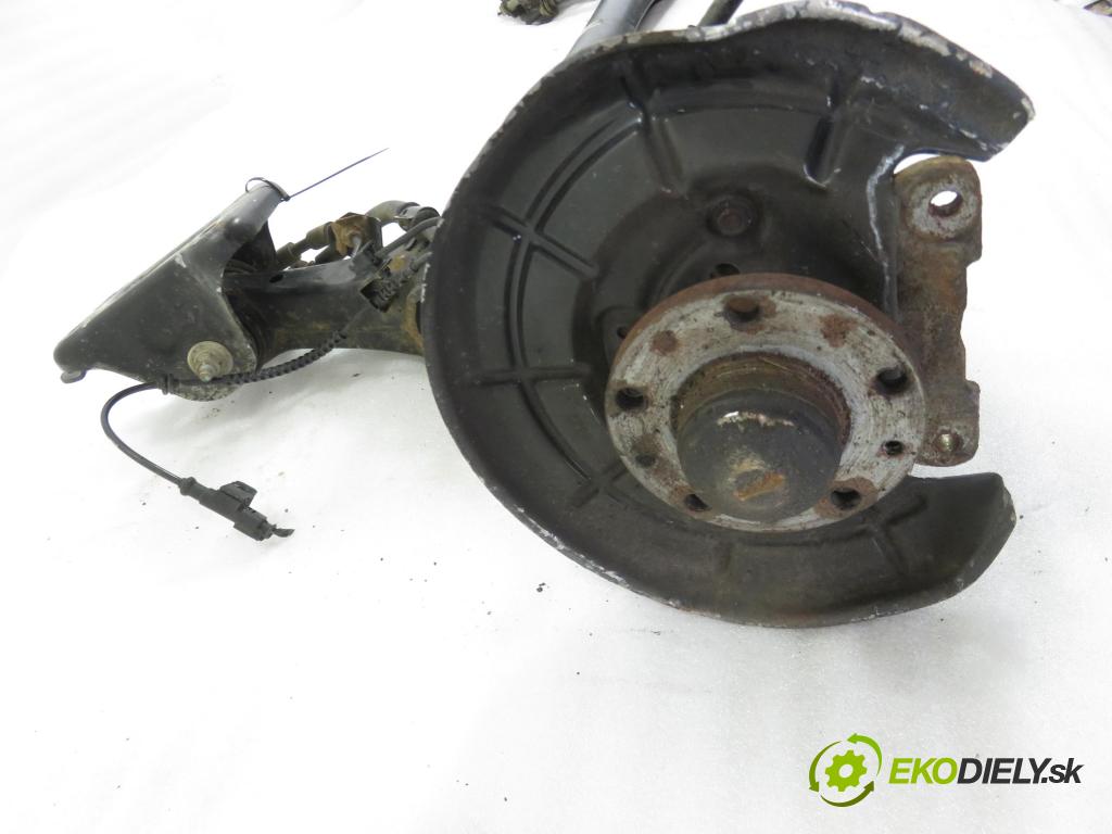 FIAT TIPO kombi (356_357_) KOMBI 2017 84,00 1.6 D (356WXG11) 114 - 55260384 1598,00 výztuha zadní část ABS