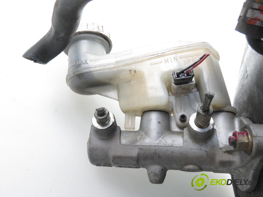 SUZUKI LIANA (ER, RH_) KOMBI 2004 1398,00 Serwa hamulca 1398,00 Posilovač 13101014300 (Servočerpadlá, pumpy riadenia)