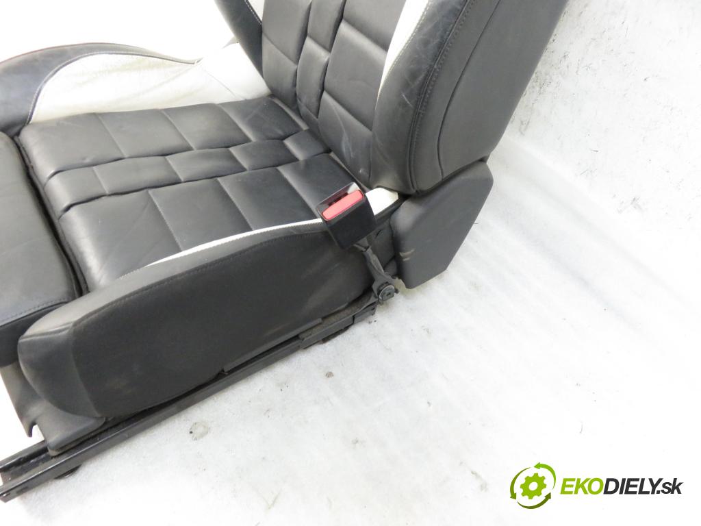 CITROEN DS5 HB 2012 1997,00 Fotele, kanapy 1997,00 Sedadlo CESTUJÚCI/PP