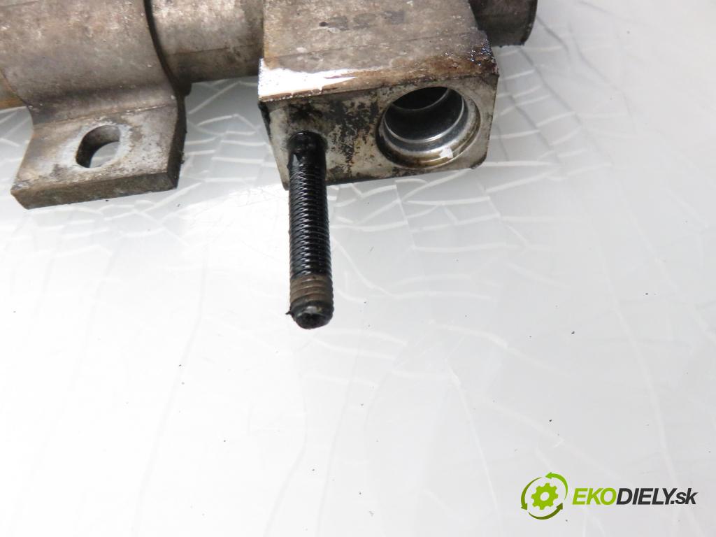 KIA SORENTO I (JC) SUV 2005 2497,00 Chłodnice klimatyzacji (skraplacze) 2497,00 chladič klimatizácie  (Chladiče klimatizácie)