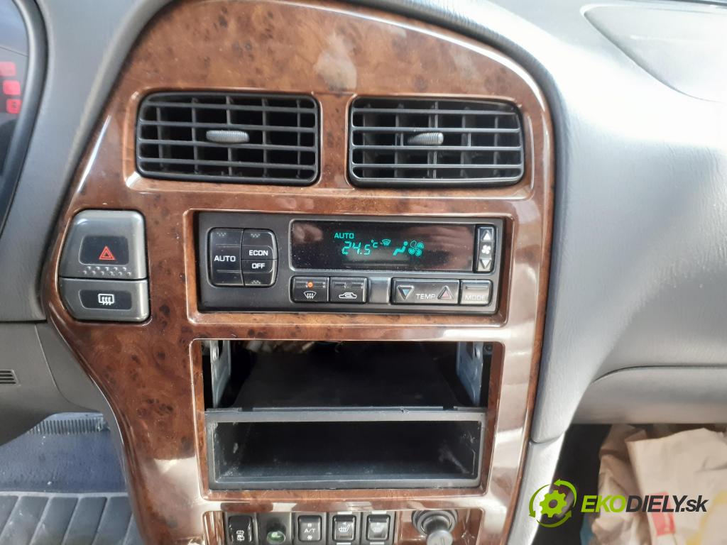 NISSAN PATHFINDER II (R50) SUV 1998 3275,00 Panele sterowania, przełączniki 3275,00 Panel kúrenia KLIMATRONIK 275002W000; 2U65034700