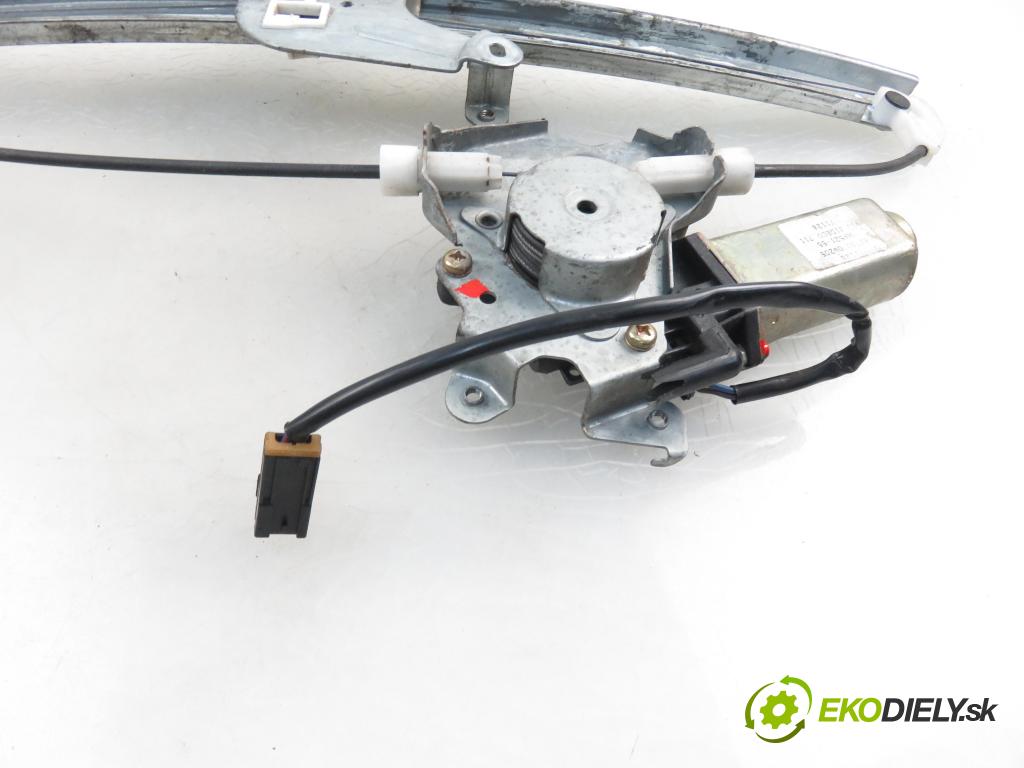 NISSAN PATHFINDER II (R50) SUV 1998 3275,00 Podnośniki szyb 3275,00 Mechanizmus okien PTE 827300W205