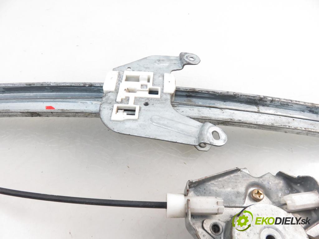 NISSAN PATHFINDER II (R50) SUV 1998 3275,00 Podnośniki szyb 3275,00 Mechanizmus okien PTE 827300W205