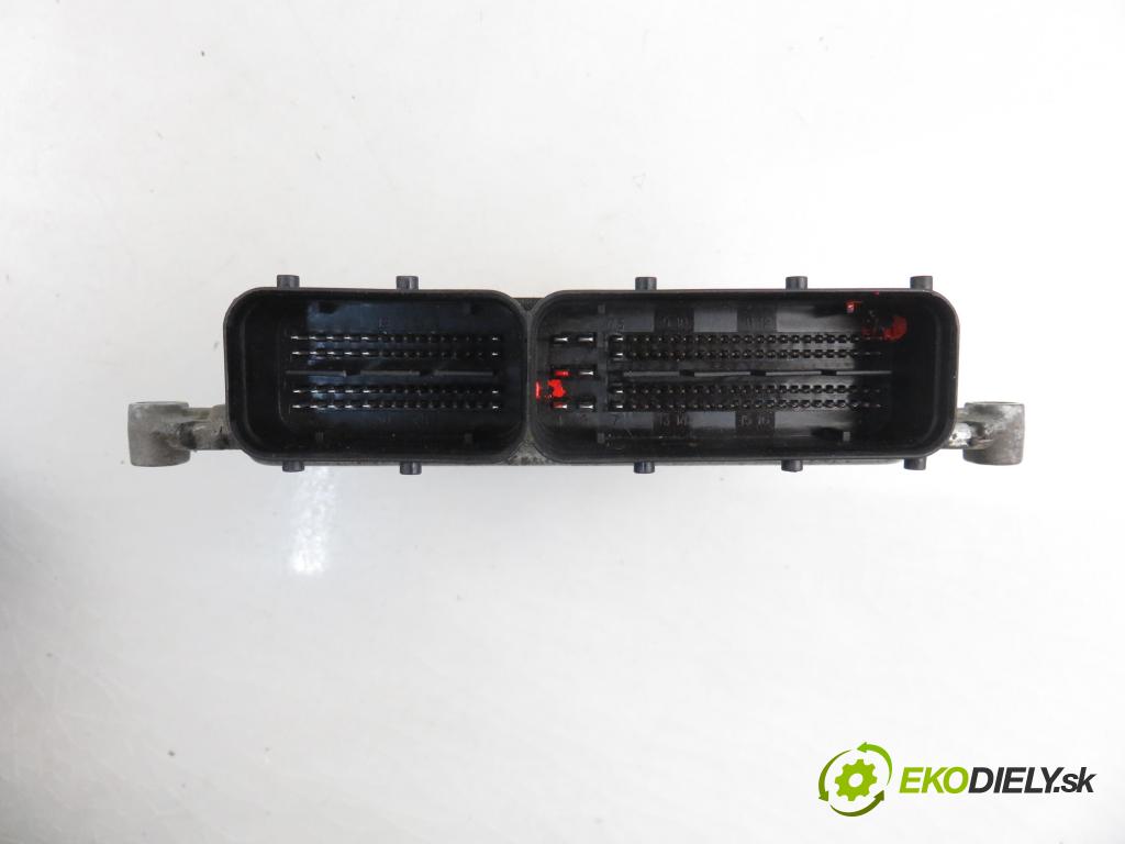 CHEVROLET EPICA (KL1_) SEDAN 2008 1993,00 Sterowniki silnika 1993,00 Riadiaca jednotka Motor 96862960AJ; 5WY1B59D