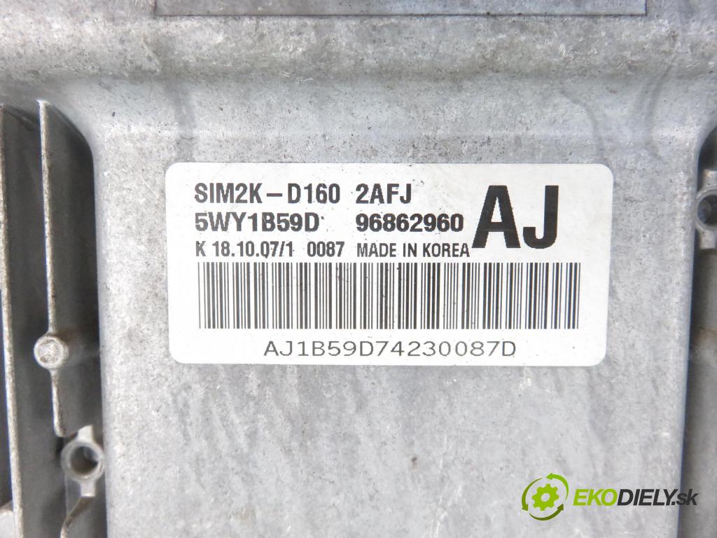 CHEVROLET EPICA (KL1_) SEDAN 2008 1993,00 Sterowniki silnika 1993,00 Riadiaca jednotka Motor 96862960AJ; 5WY1B59D