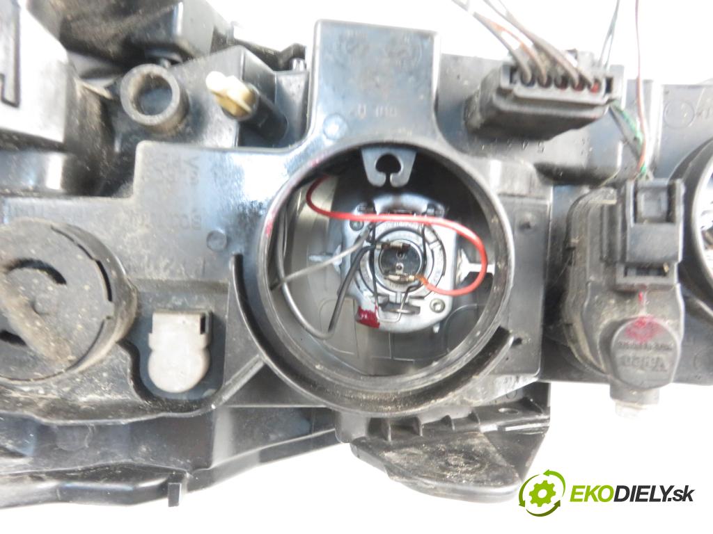 RENAULT LAGUNA II Grandtour (KG0/1_) KOMBI 2005 2188,00 Lampy przednie 2188,00 Svetlo PP 8200481197
