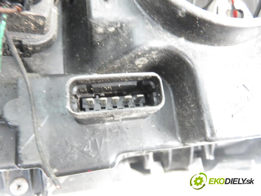 RENAULT LAGUNA II Grandtour (KG0/1_) KOMBI 2005 2188,00 Lampy przednie 2188,00 Svetlo PP 8200481197
