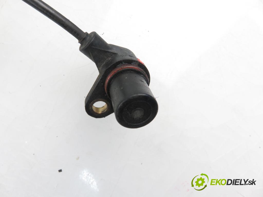 SKODA OCTAVIA I (1U2) LIFTBACK 2000 85,00 2.0  8V 116 - AQY 1984,00 snímač polohy Vačkového hřídele / kliky klikového 0261210147