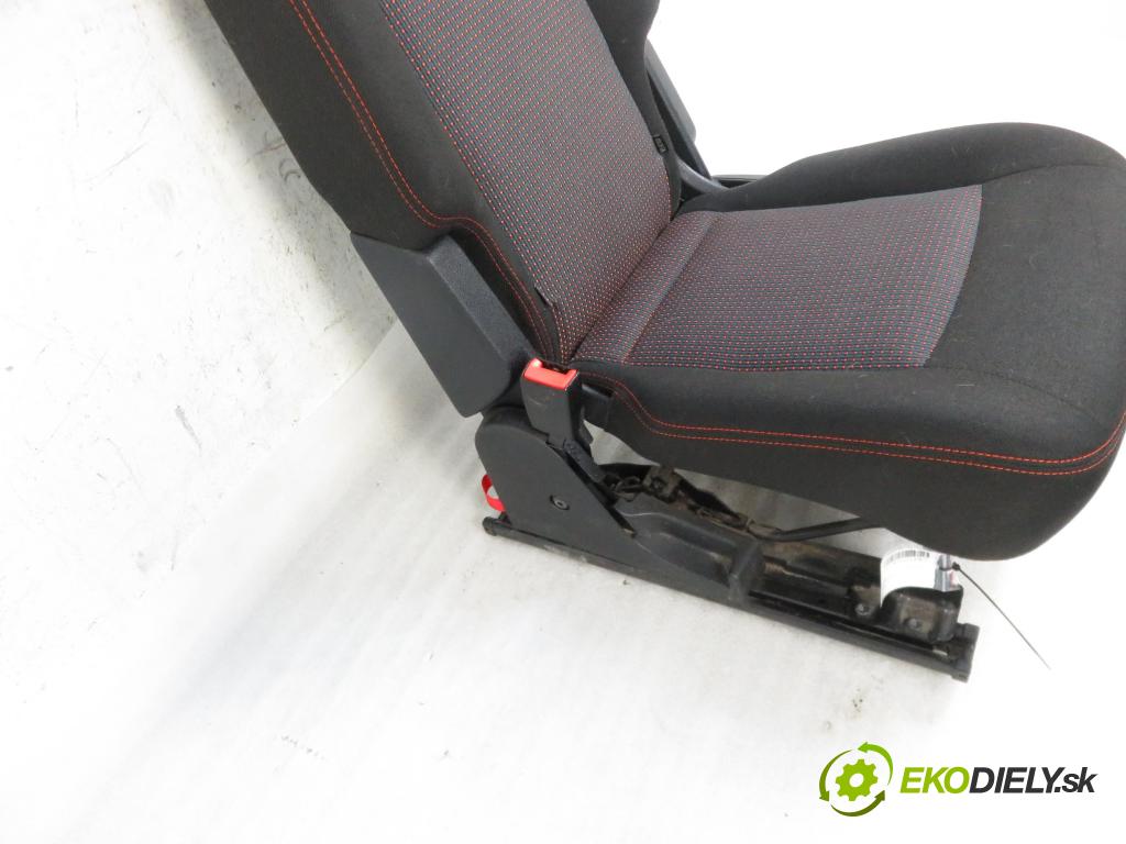 FORD GALAXY (WA6) MINIVAN 2010 1997,00 Fotele, kanapy 1997,00 Sedadlo 2 RIADOK: ľavy