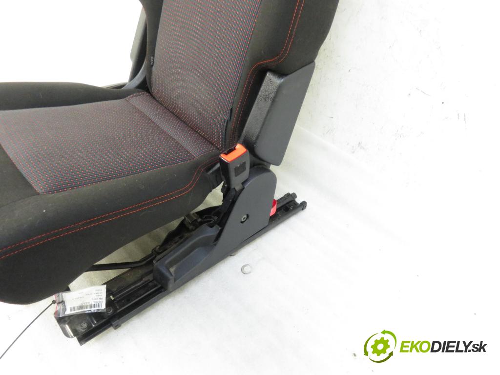 FORD GALAXY (WA6) MINIVAN 2010 1997,00 Fotele, kanapy 1997,00 Sedadlo 2 RIADOK: pravy