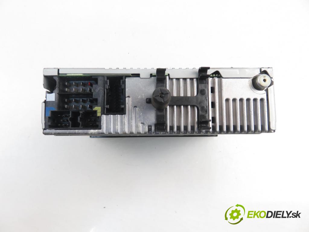 RENAULT ESPACE IV (JK0/1_) MINIVAN 2005 2958,00 Radioodtwarzacze 2958,00 RADIO CD 8200408759
