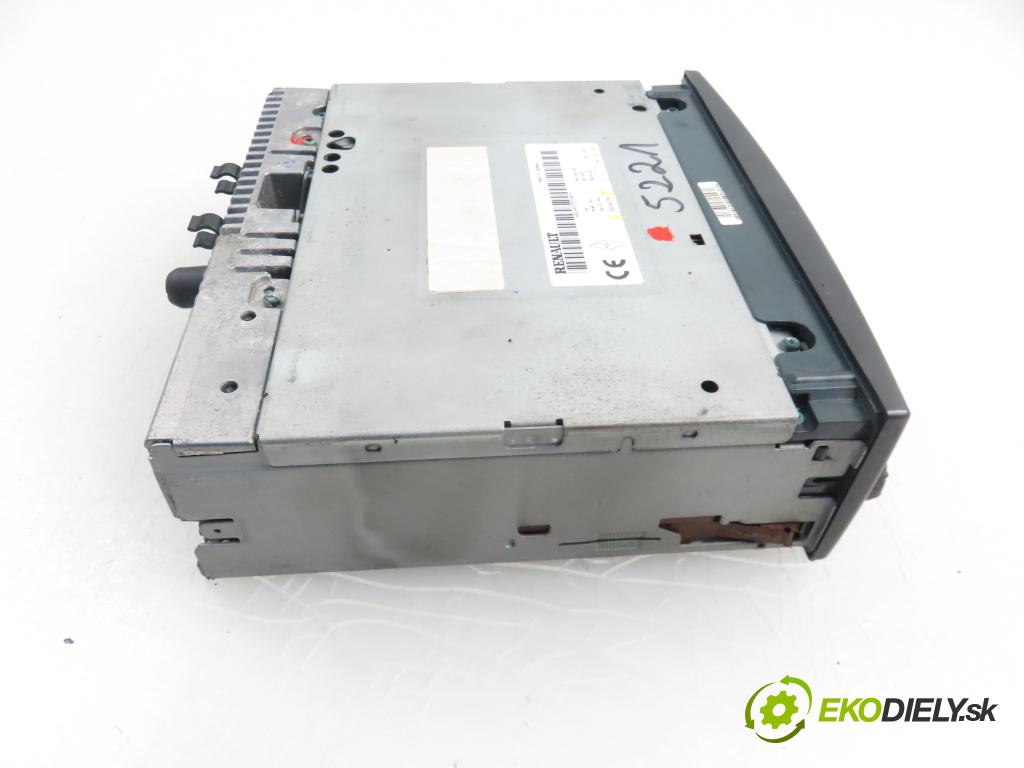 RENAULT ESPACE IV (JK0/1_) MINIVAN 2005 2958,00 Radioodtwarzacze 2958,00 RADIO CD 8200408759