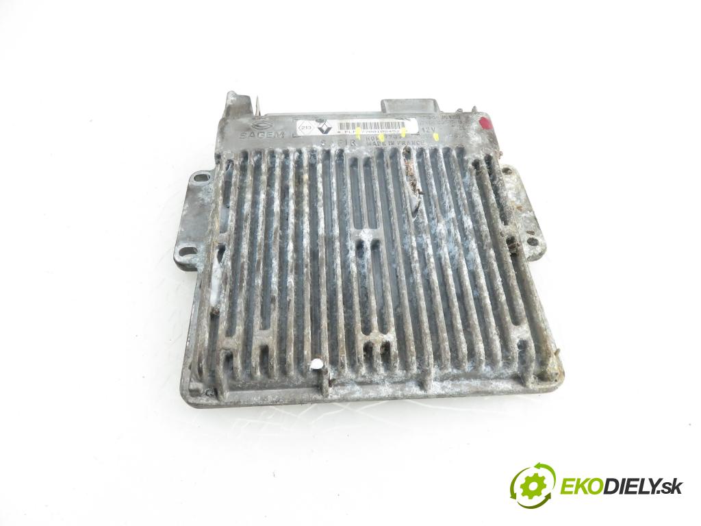 RENAULT TWINGO I (C06_) HB 1997 1149,00 Sterowniki silnika 1149,00 Riadiaca jednotka Motor 7700108452; 7700105560