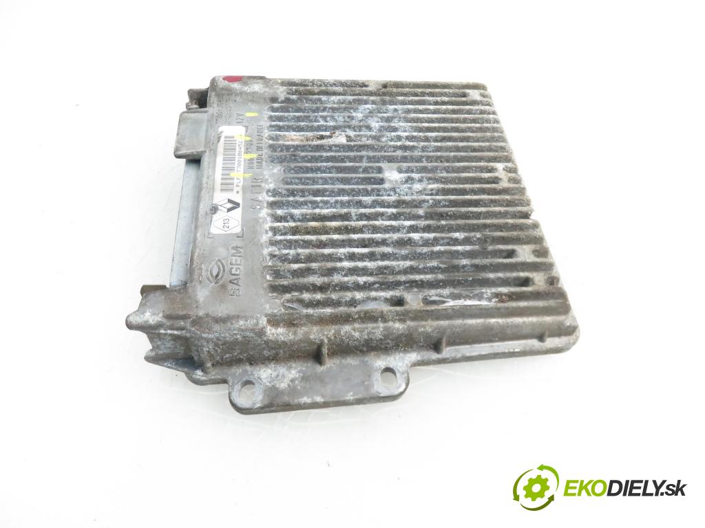 RENAULT TWINGO I (C06_) HB 1997 1149,00 Sterowniki silnika 1149,00 Riadiaca jednotka Motor 7700108452; 7700105560