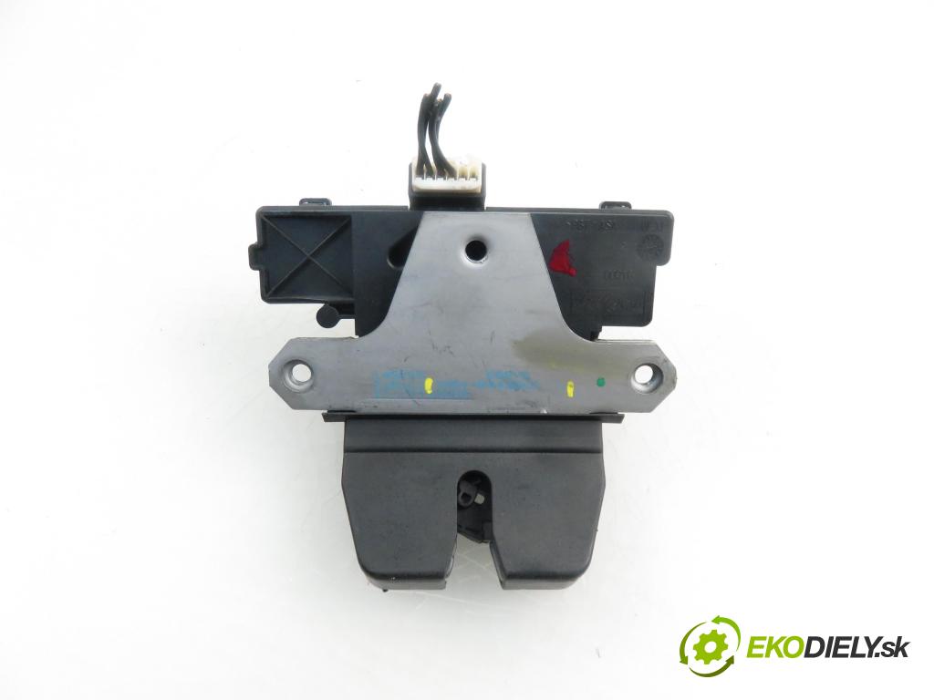 FORD FOCUS II (DA_, HCP) HB 2005 1560,00 Zamki 1560,00 zámok dveří kufr EL. 3M51R442A66CA