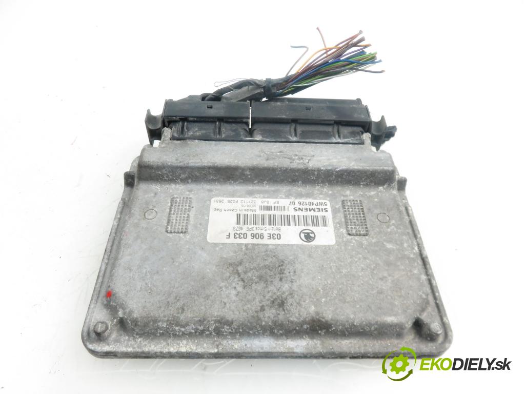 SKODA FABIA I SEDAN (6Y3) SEDAN 2003 1198,00 Sterowniki silnika 1198,00 Riadiaca jednotka Motor 03E906033F; 5WP4012607