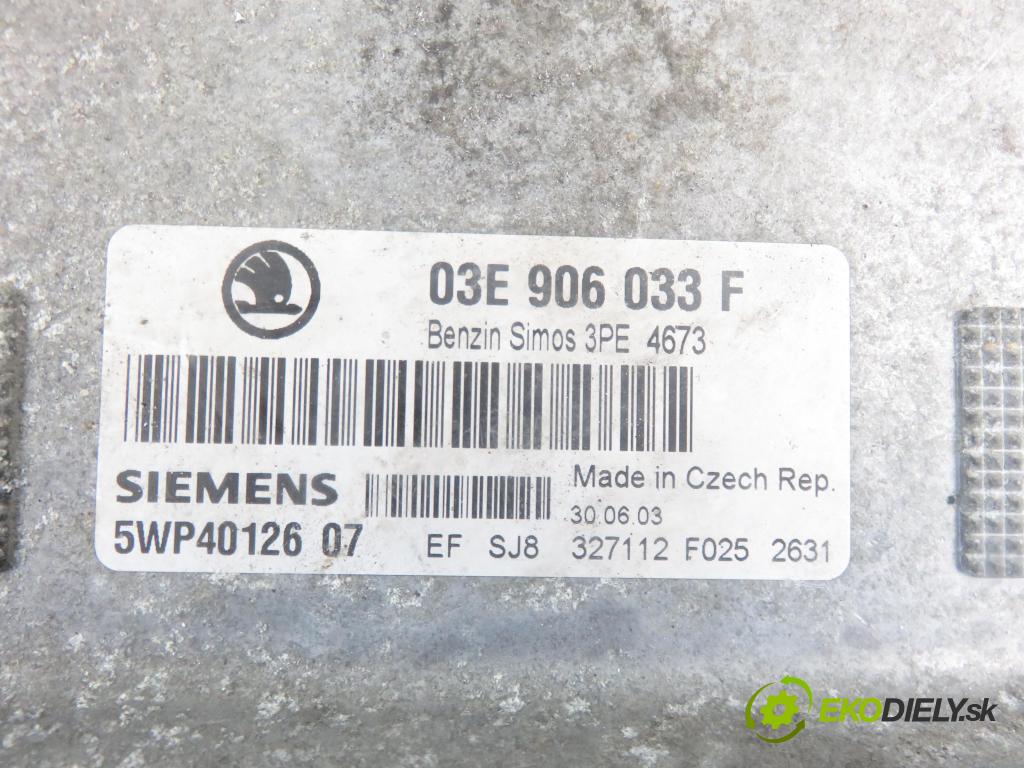 SKODA FABIA I SEDAN (6Y3) SEDAN 2003 1198,00 Sterowniki silnika 1198,00 Riadiaca jednotka Motor 03E906033F; 5WP4012607