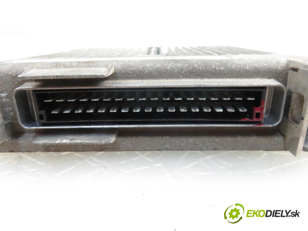 RENAULT CLIO II (BB_, CB_) HB 1998 1149,00 Sterowniki silnika 1149,00 Riadiaca jednotka Motor 7700111203; 7700111201; 7700868294