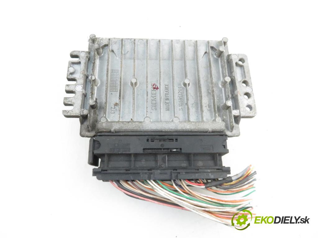 RENAULT CLIO II (BB_, CB_) HB 1999 79,00 1.6 - K4M 748 1598,00 řídící jednotka motora 7700115210 ; 7700110471 ; S110030034A