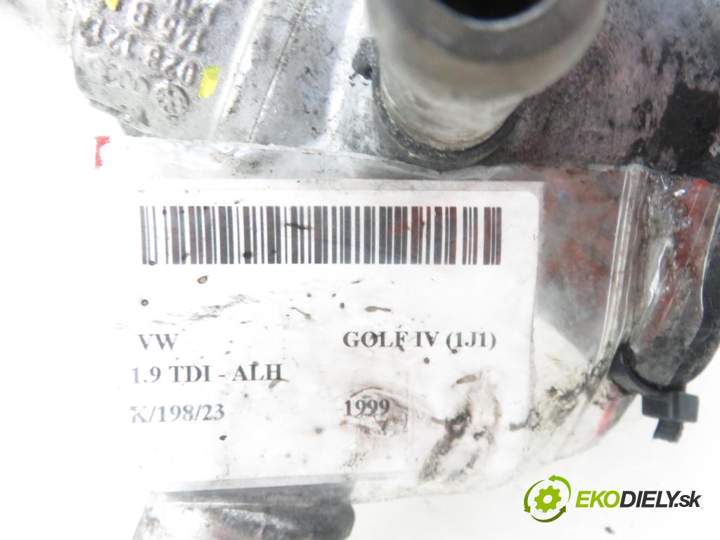 VW GOLF IV (1J1) HB 1999 1896,00 Pozostałe 1896,00 vody 038121133A; 038121145B (Ohřívání, ventilace)