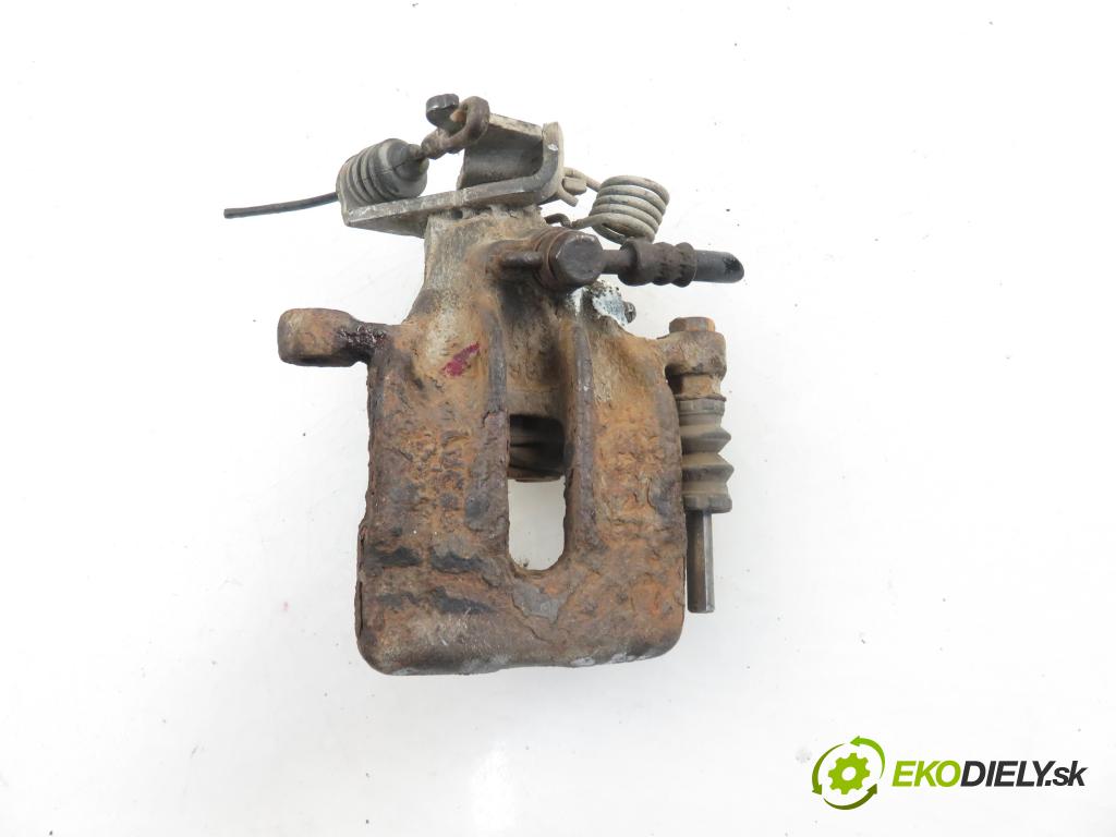 MITSUBISHI CARISMA (DA_) LIFTBACK 2001 1870,00 Zaciski 1870,00 Brzdič strmeň pravé zadné