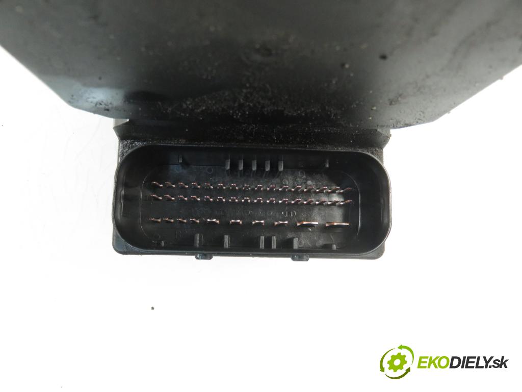MERCEDES-BENZ VITO / MIXTO Skrzynia (W639) FURGON 2005 2148,00 Sterowniki ABS 2148,00 Pumpa ABS 0265950159 (Pumpy ABS)