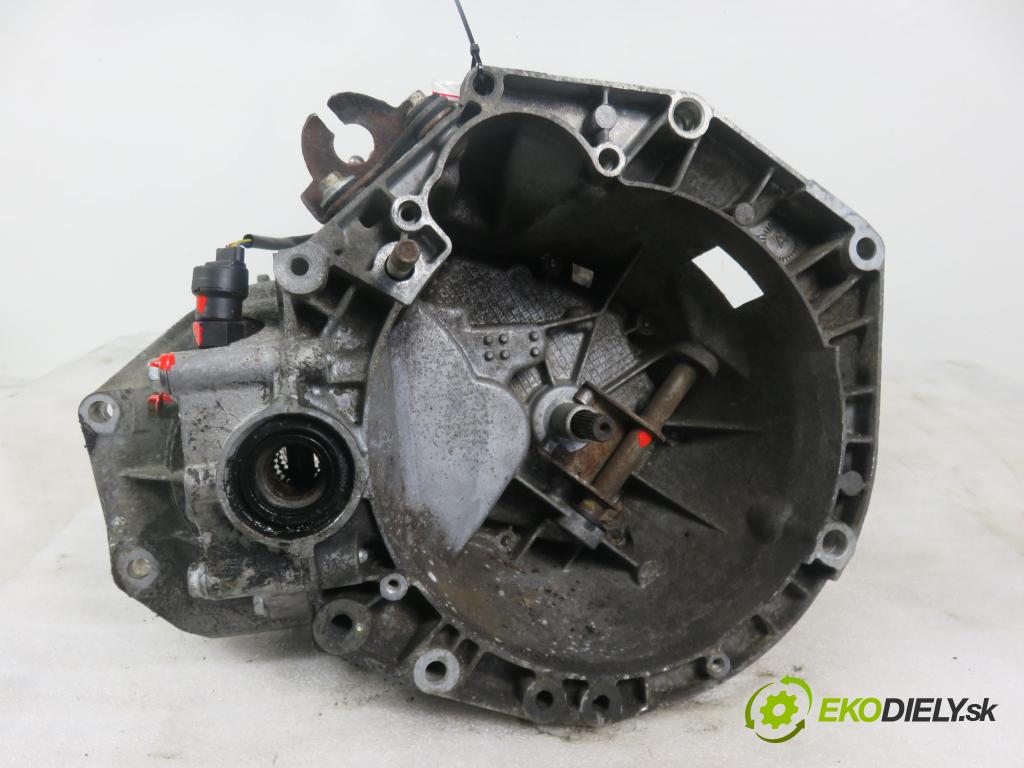FIAT SEICENTO / 600 (187_) HB 2003 40,00 1.1 54 - 187 A1.000 1108,00 Prevodovka MANUALNA 55181588 ; 55182973