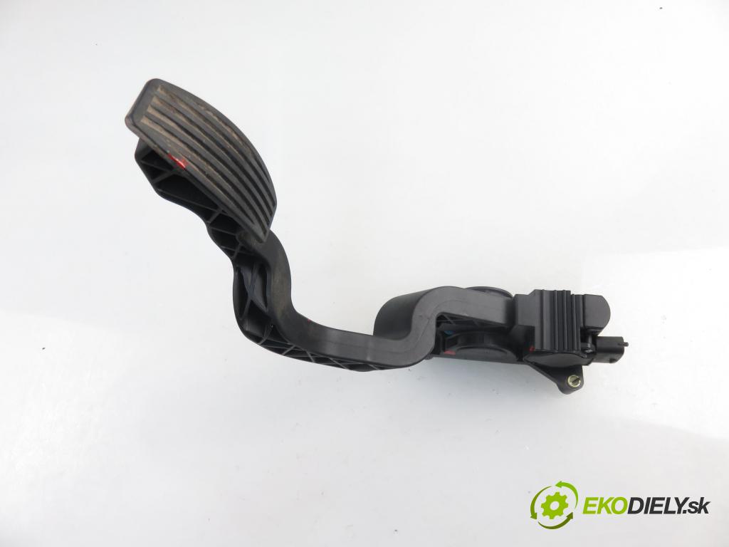 FIAT STILO (192_) HB 2002 1596,00 Pozostałe 1596,00 Potenciometer plynového pedálu 0280752227; 46779078 (Pedále)