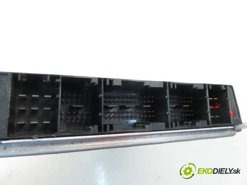 MERCEDES-BENZ KLASA C T-Model (S203) KOMBI 2003 2148,00 Sterowniki silnika 2148,00 Riadiaca jednotka Motor 0001537279; 0281011008