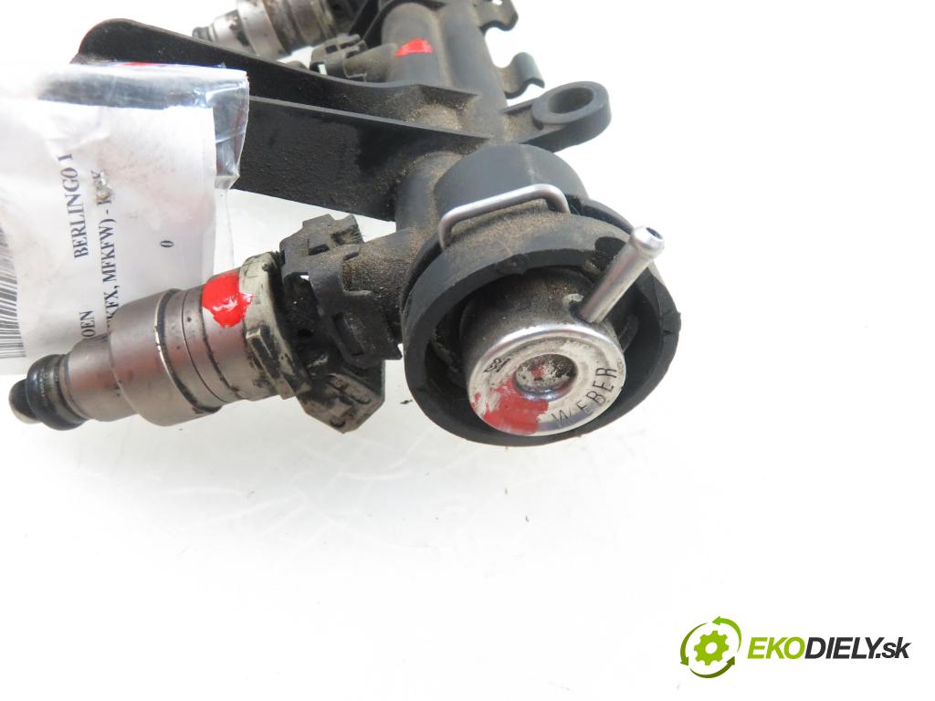 CITROEN BERLINGO / BERLINGO FIRST nadwozie wielkoprzestrzenne (MPV) HB 1998 1360,00 Listwy wtryskowe 1360,00 Lišta vstrekovacia 9619012480; IW155 (Vstrekovacie lišty)